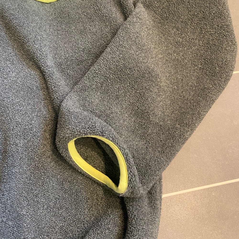 SOLD ⭕️ (Patagonia) fleece - Picture 4 of 4